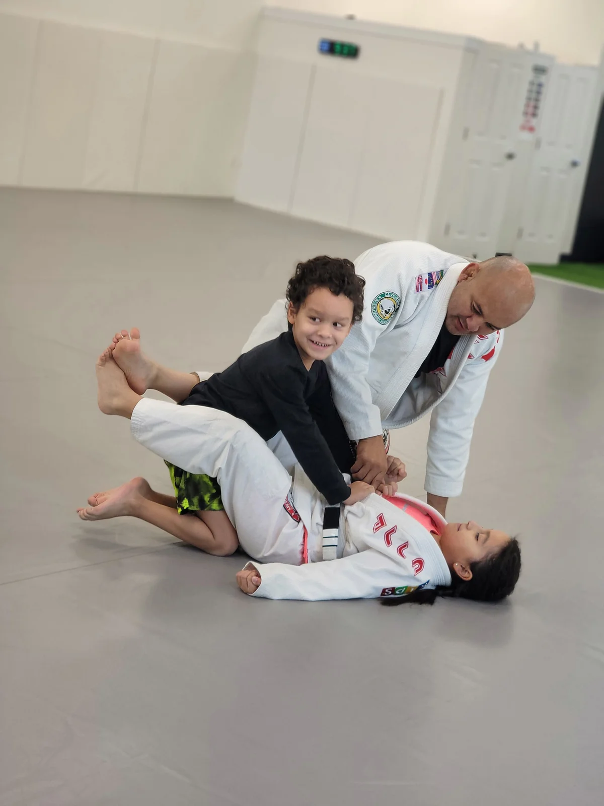 Coach with a line of kids at CJJF Las Vegas