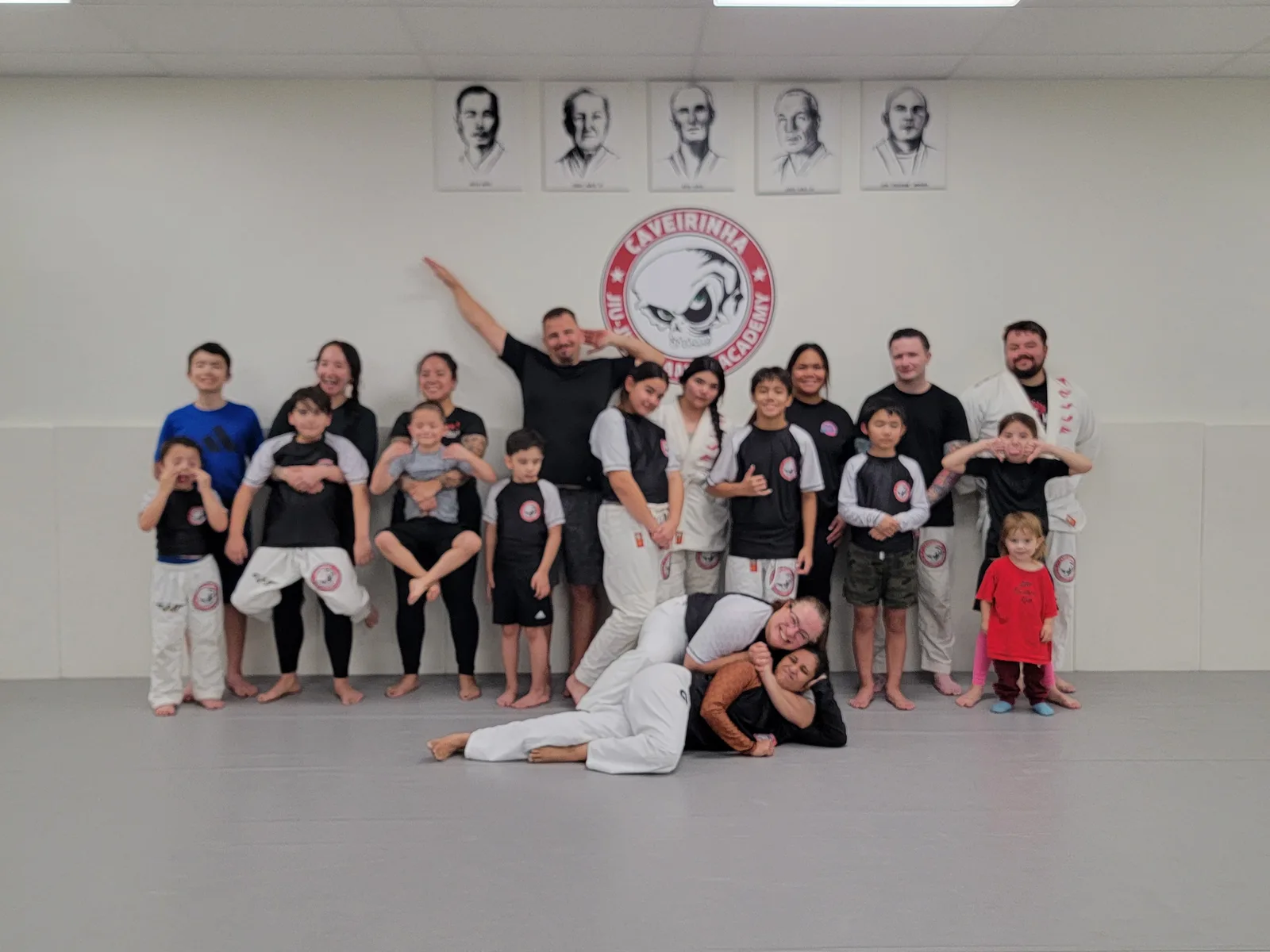 CJJF kids group together on the mat